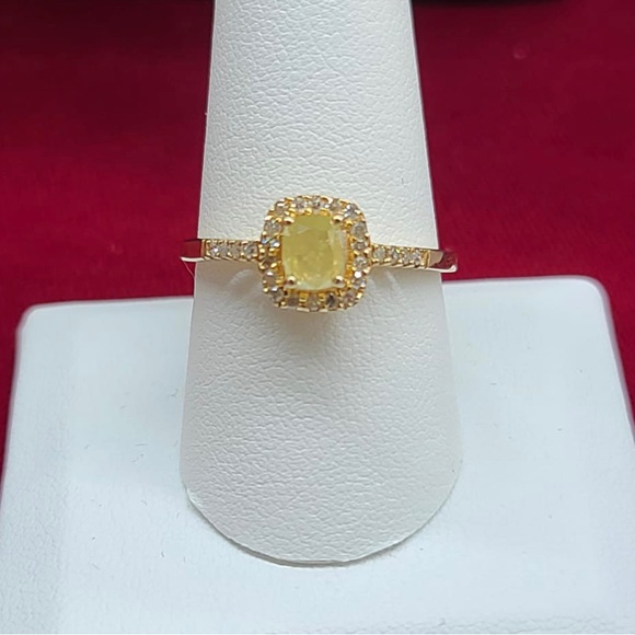 Genuine 14K Yellow Gold Yellow Diamond Ring - Picture 2 of 3